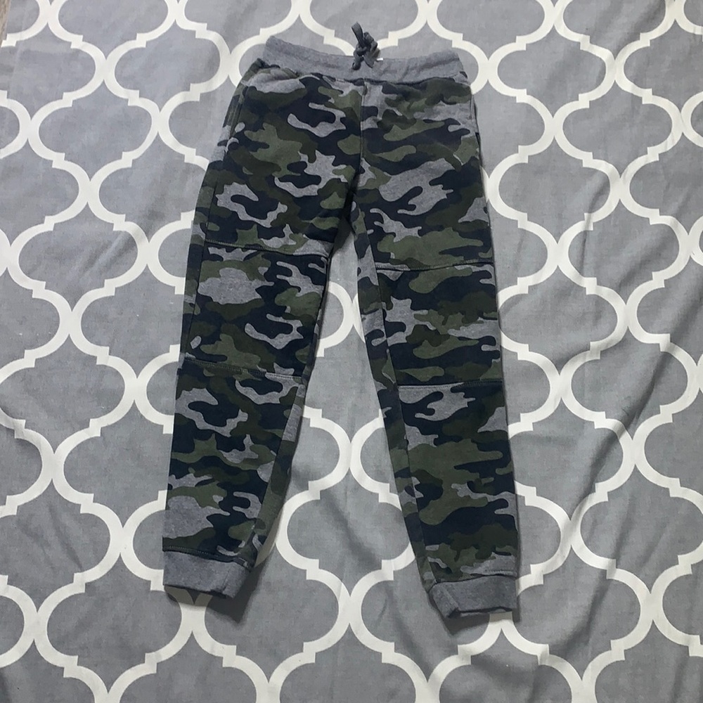 Lee camo jogger sweats boys size 14-16 large